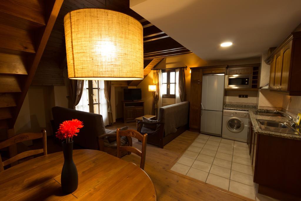Apartamentos Casa Lavedan Трамакастилья-де-Тена Экстерьер фото
