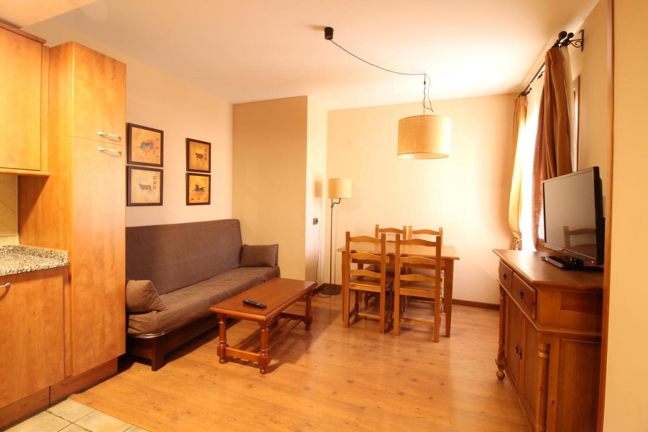Apartamentos Casa Lavedan Трамакастилья-де-Тена Экстерьер фото